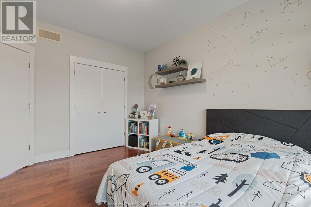 Photo 22 of 6 Mulberry Crescent, Kingsville ON
