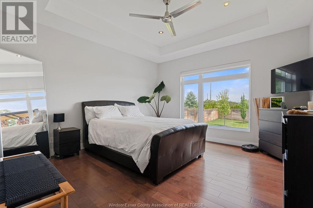 Photo 43 of 6 Mulberry Crescent, Kingsville ON