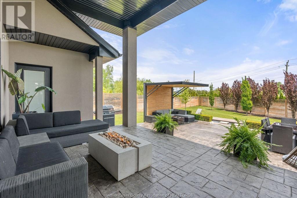 Photo 12 of 6 Mulberry Crescent, Kingsville ON