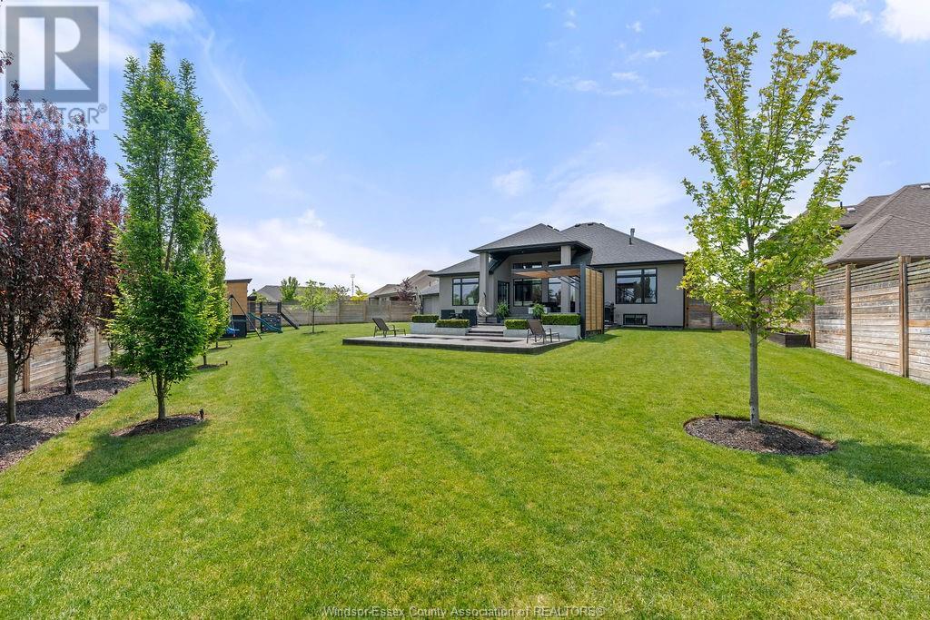 Photo 21 of 6 Mulberry Crescent, Kingsville ON