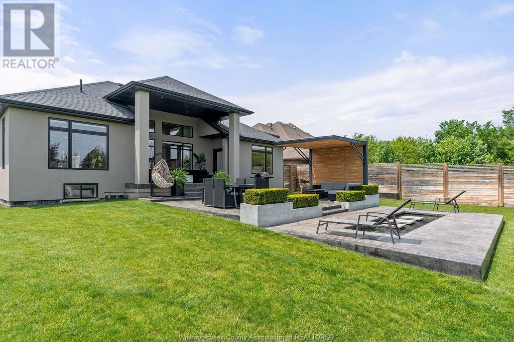 Photo 4 of 6 Mulberry Crescent, Kingsville ON