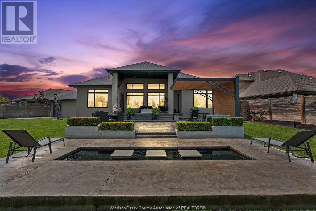 Photo 2 of 6 Mulberry Crescent, Kingsville ON