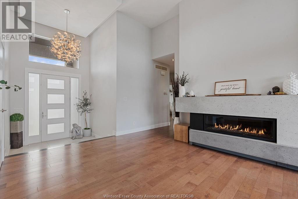 Photo 41 of 6 Mulberry Crescent, Kingsville ON