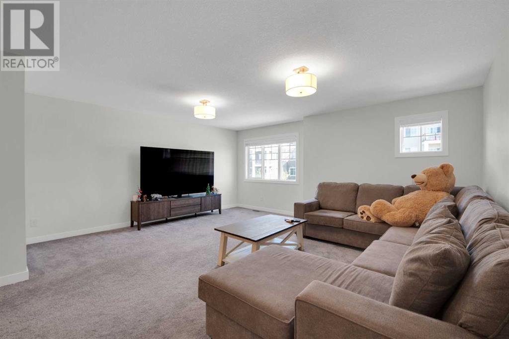 Photo 13 of 301 Sage Meadows Park Nw, Calgary AB