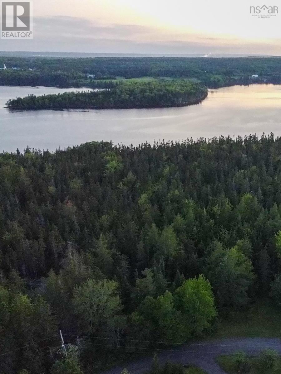 Property 13 of 19 of MacLeod Road