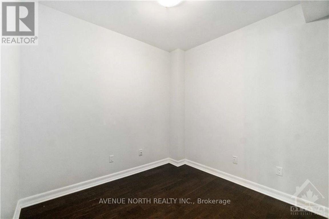 Photo 9 of 511 238 Besserer Street, Ottawa ON