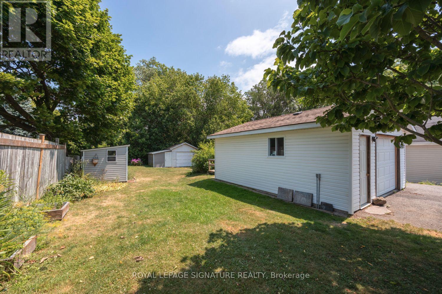 Photo 17 of 87 Hope Street S, Port Hope ON