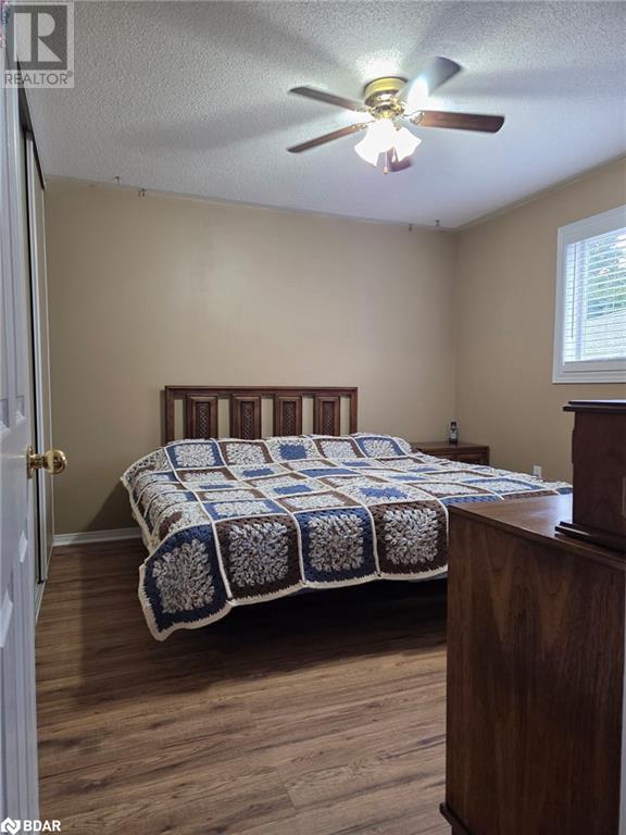 Photo 11 of 1087 Arnold Street, Innisfil ON