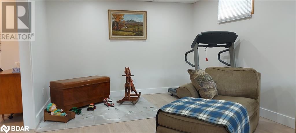 Photo 23 of 1087 Arnold Street, Innisfil ON