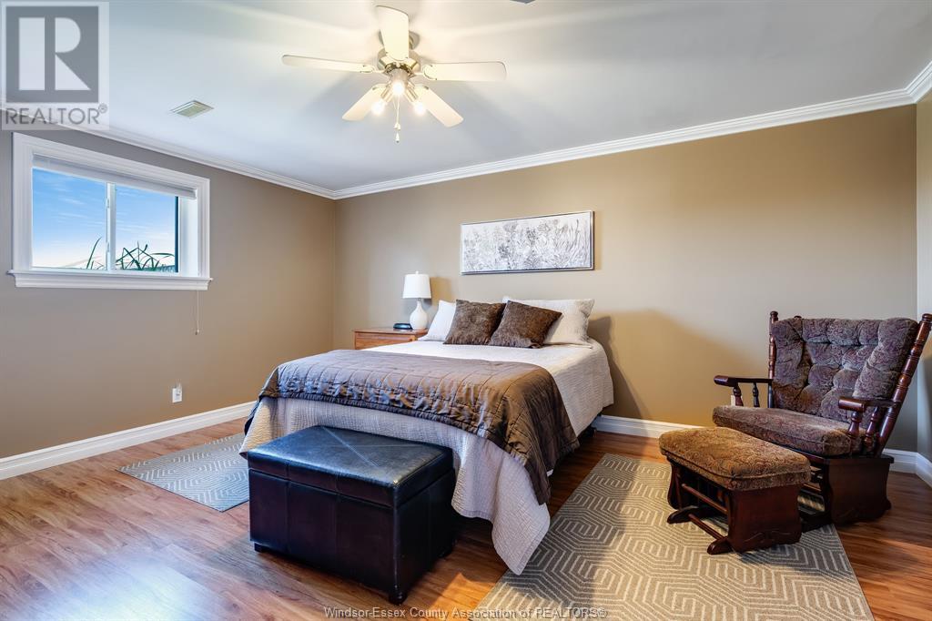Photo 25 of 148 Antonio Court, Leamington ON