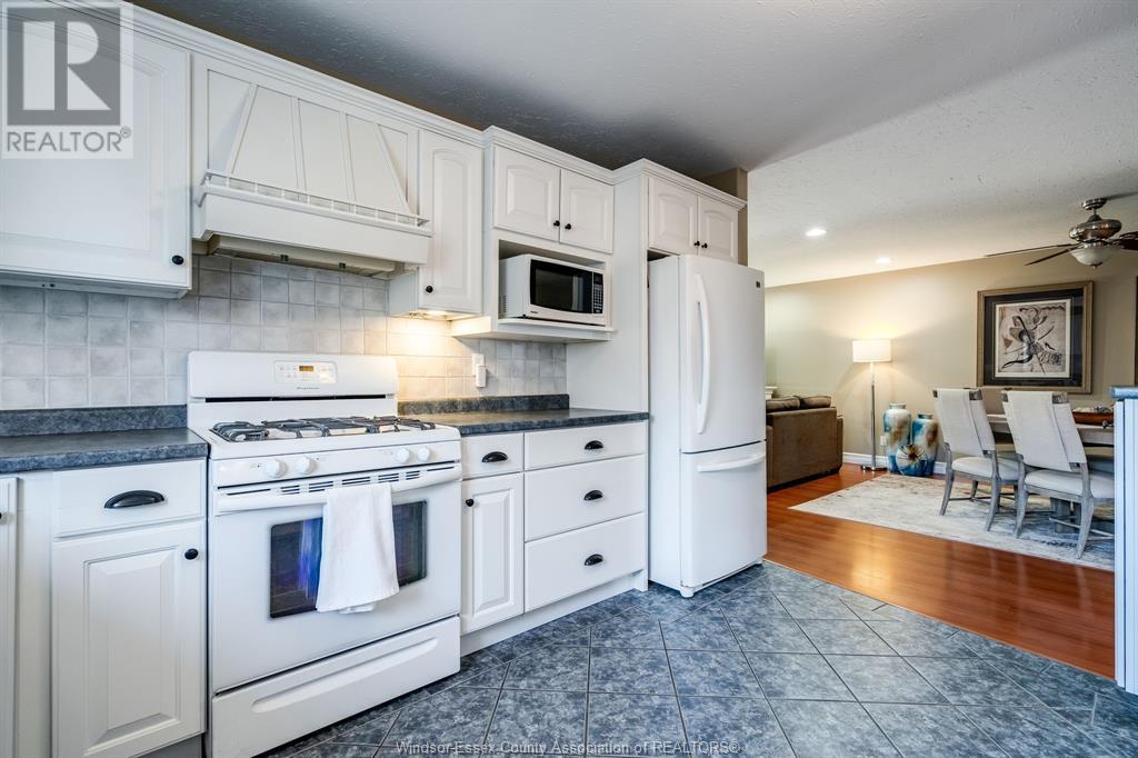 Photo 38 of 148 Antonio Court, Leamington ON