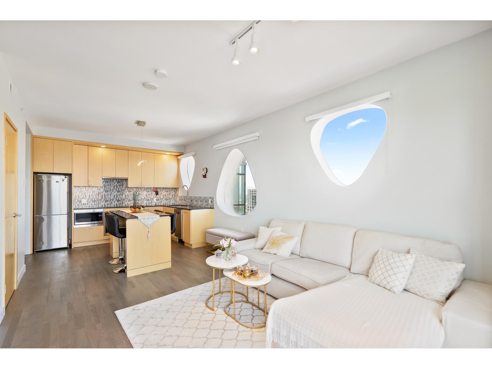 Photo 14 of 3701 13495 Central Avenue, Surrey BC