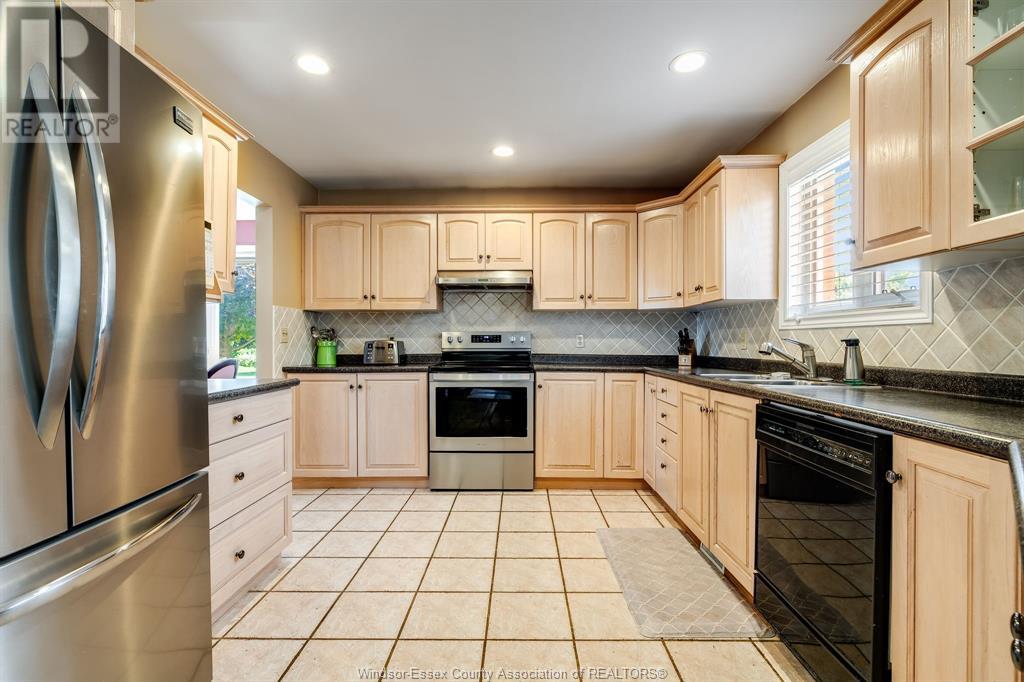 Photo 13 of 93 Mccallum Street, Kingsville ON