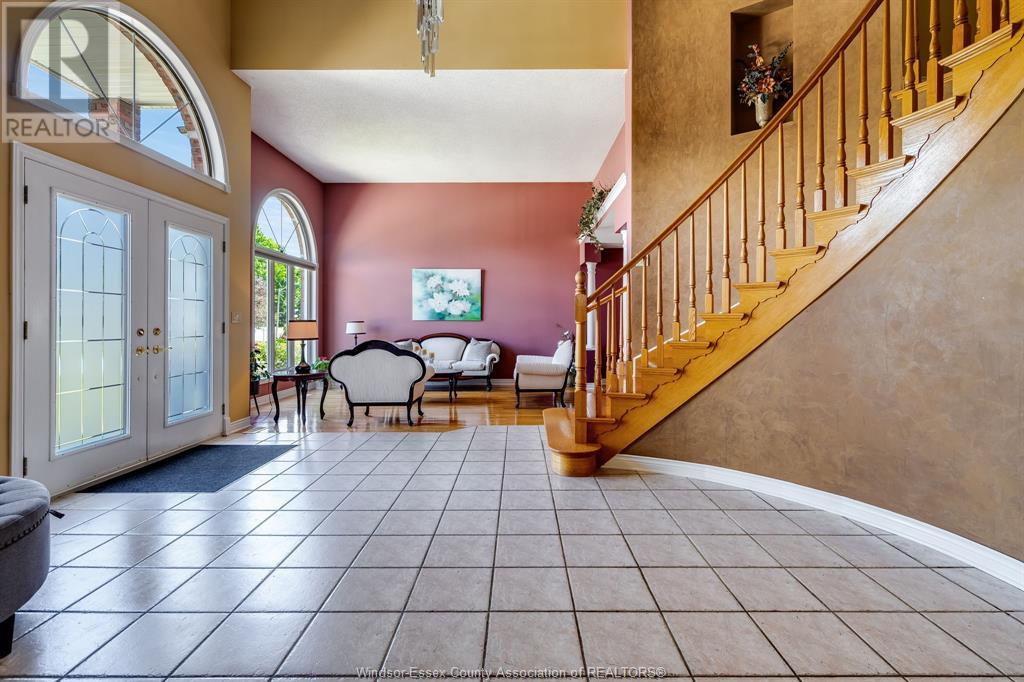 Photo 4 of 93 Mccallum Street, Kingsville ON
