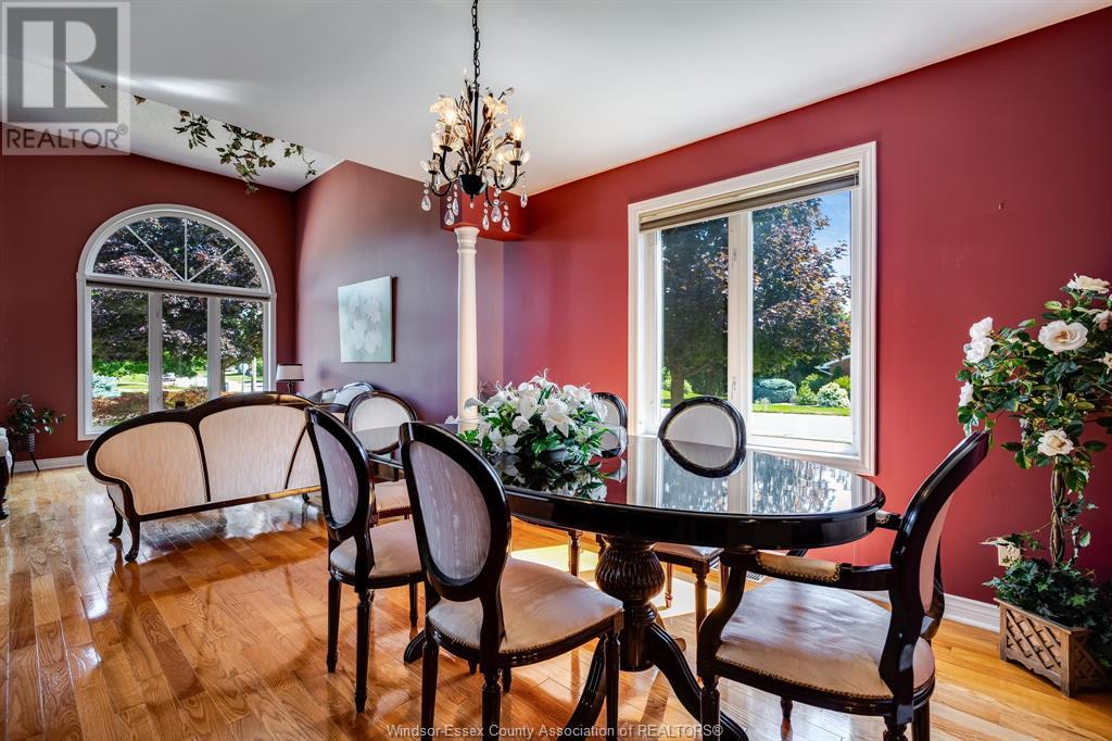 Photo 9 of 93 Mccallum Street, Kingsville ON