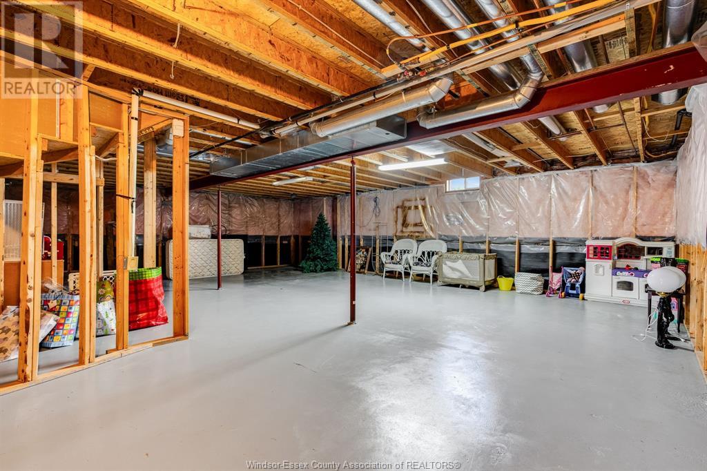 Photo 38 of 93 Mccallum Street, Kingsville ON