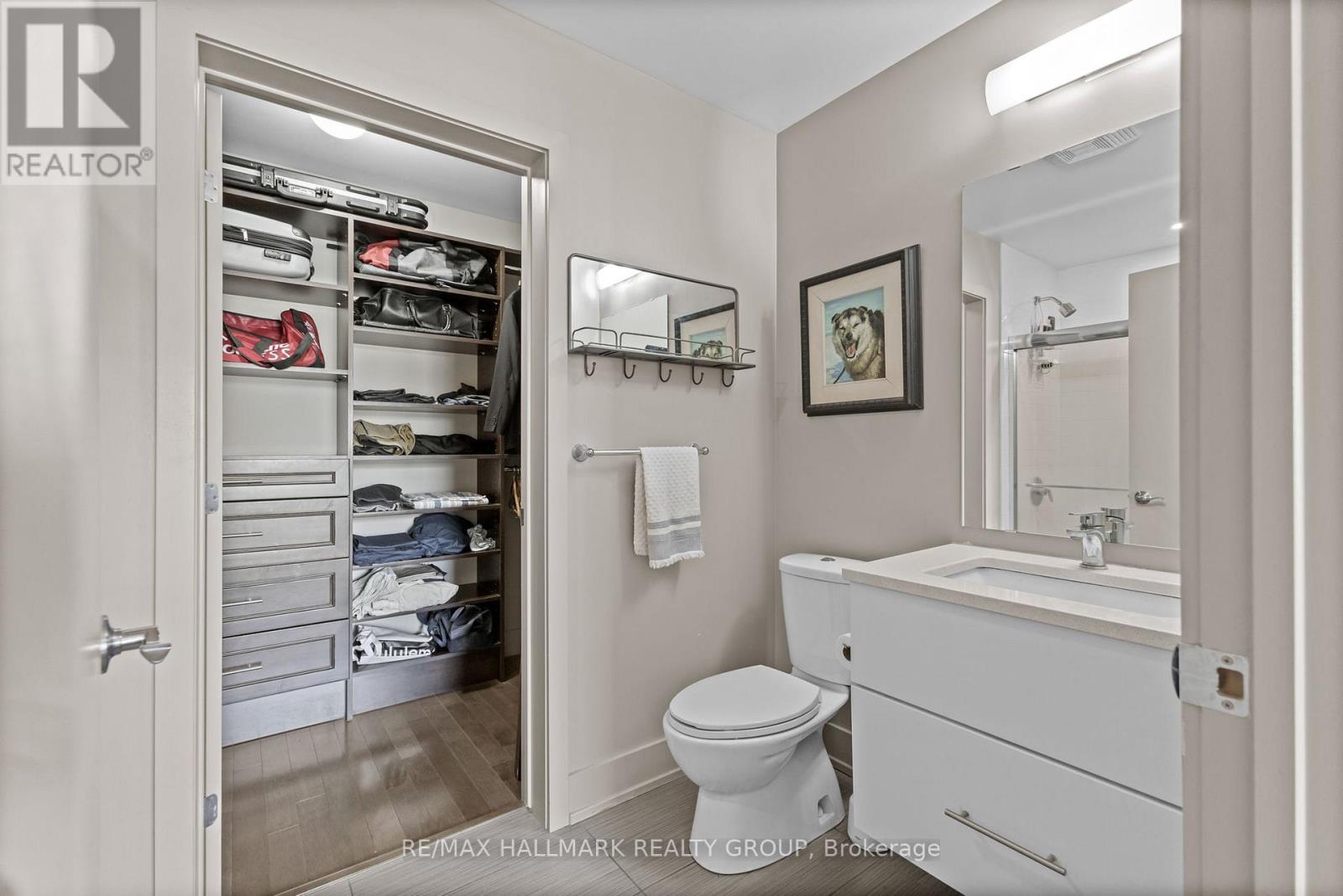 Photo 17 of 507 108 Richmond Road, Ottawa ON