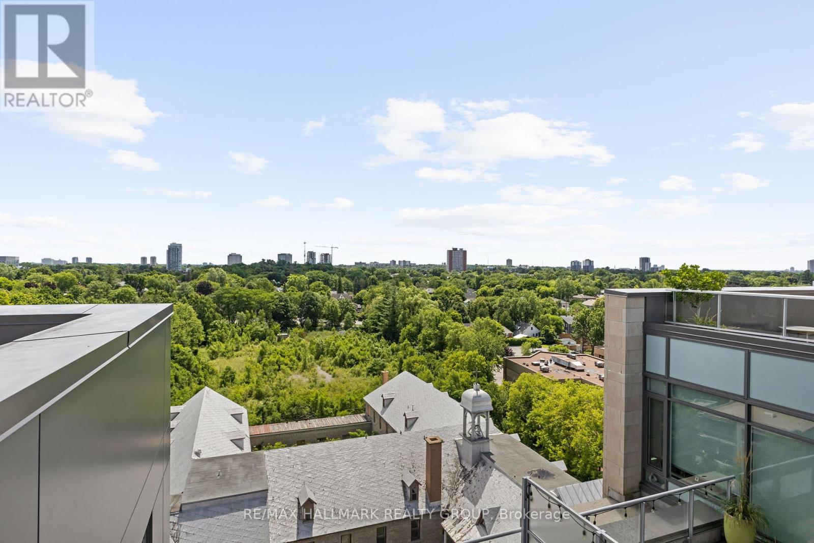 Photo 32 of 507 108 Richmond Road, Ottawa ON