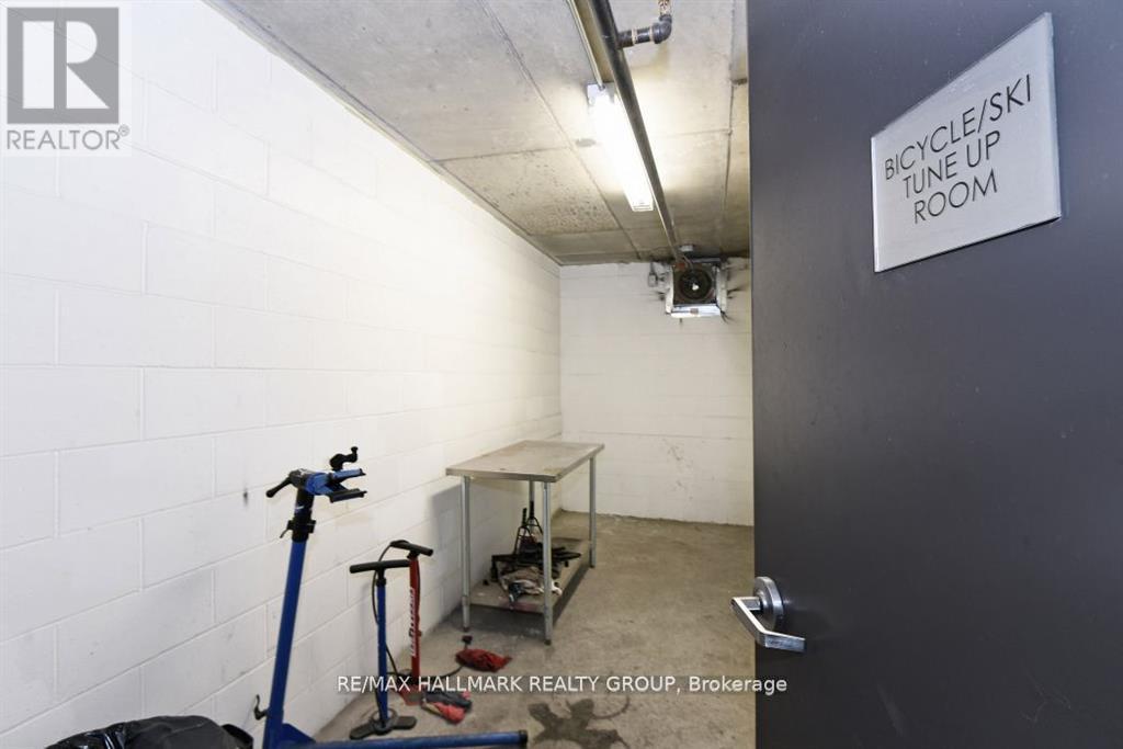 Photo 36 of 507 108 Richmond Road, Ottawa ON