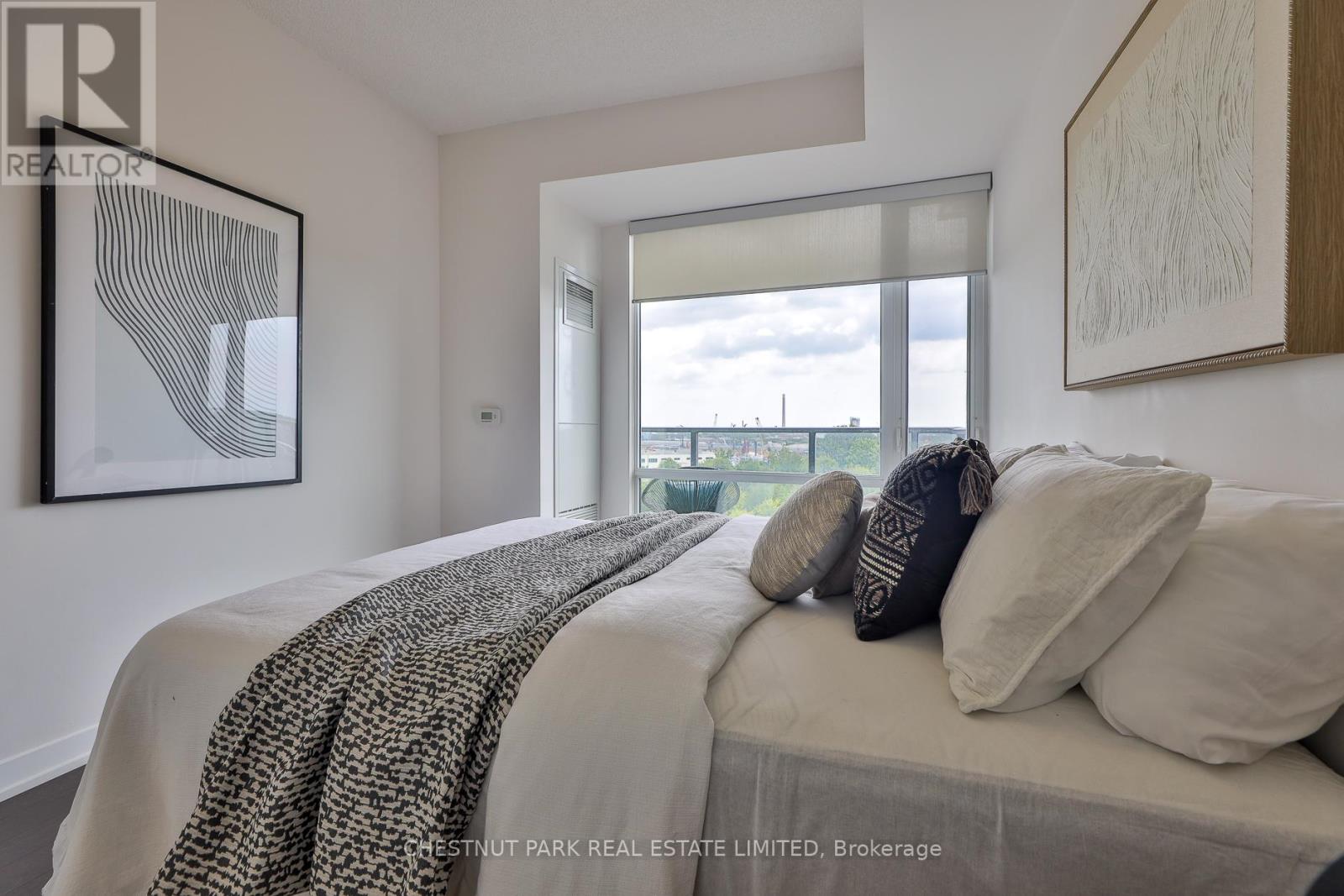 Photo 1 of N 711 120 Bayview Avenue, Toronto ON