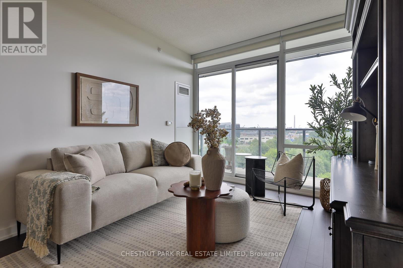 Photo 10 of N 711 120 Bayview Avenue, Toronto ON