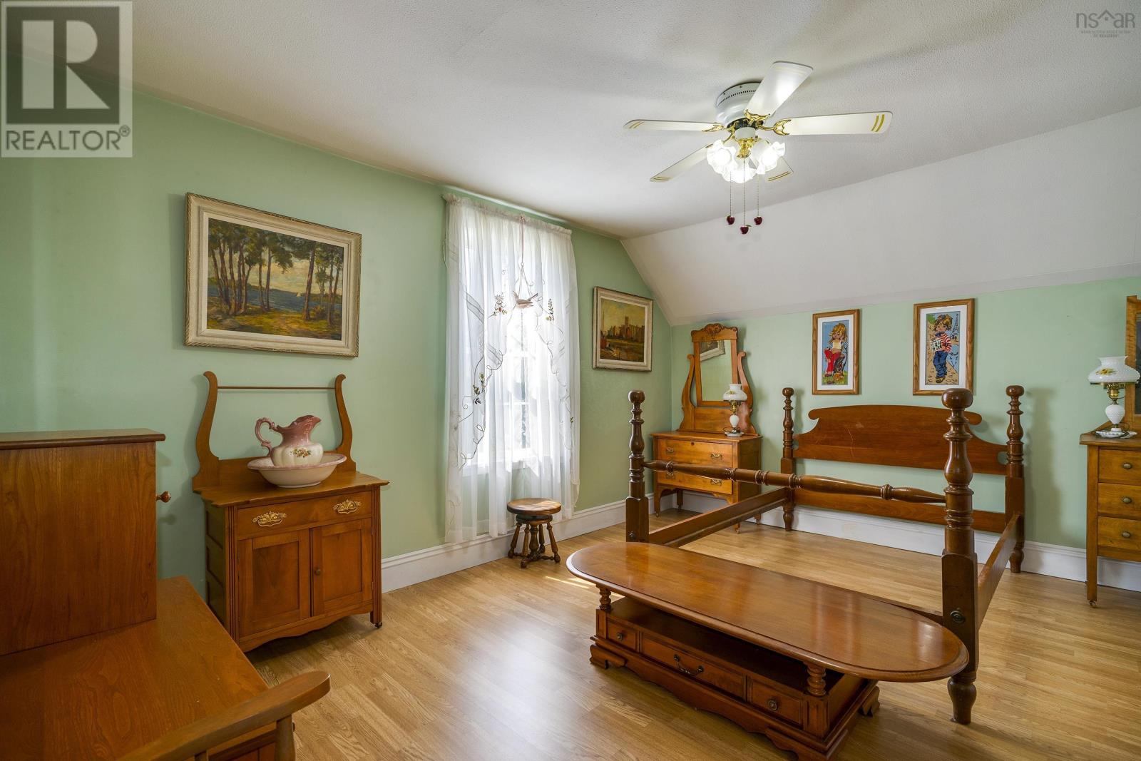 Property 16 of 33 of 5454 Granville Road