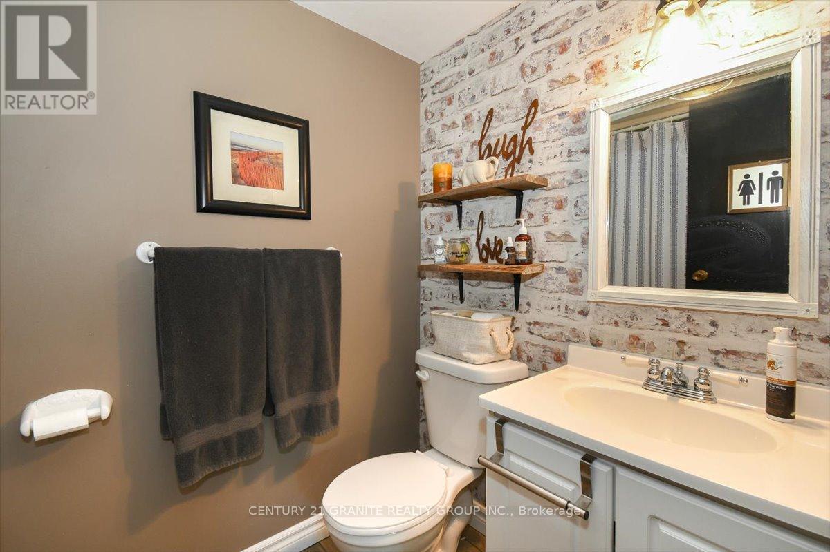 Photo 20 of 1522 Highway 127, Hastings Highlands ON