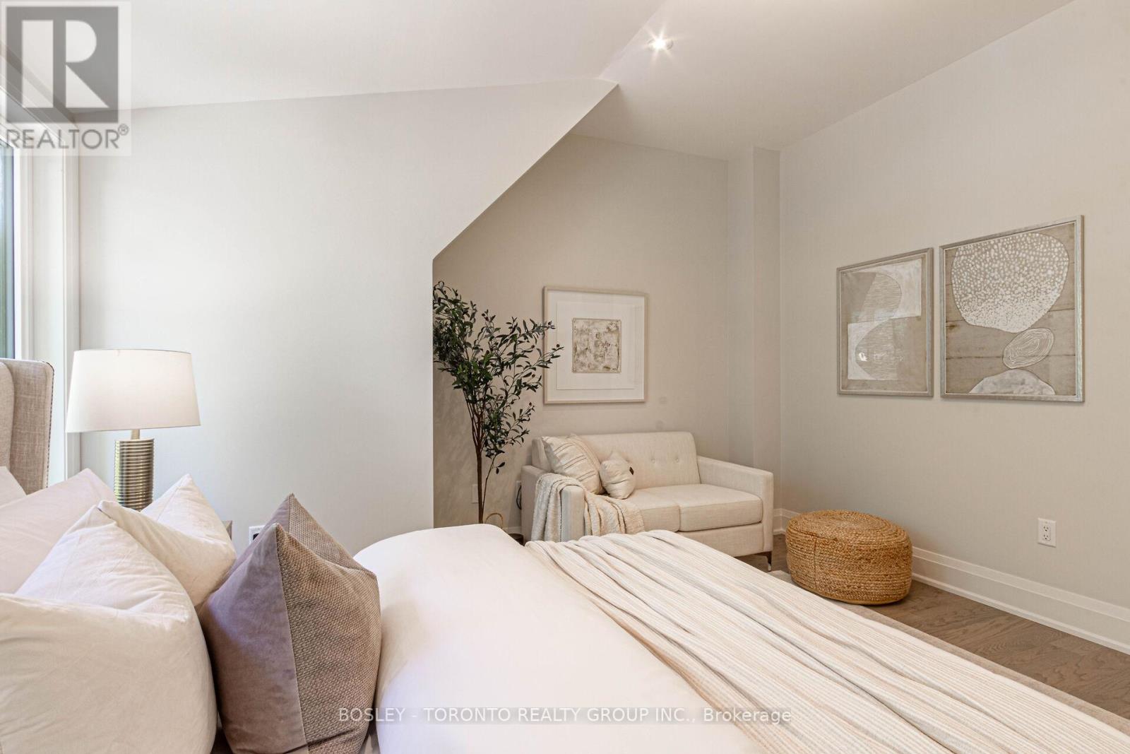 Photo 41 of 18 1138 Mona Road, Mississauga ON