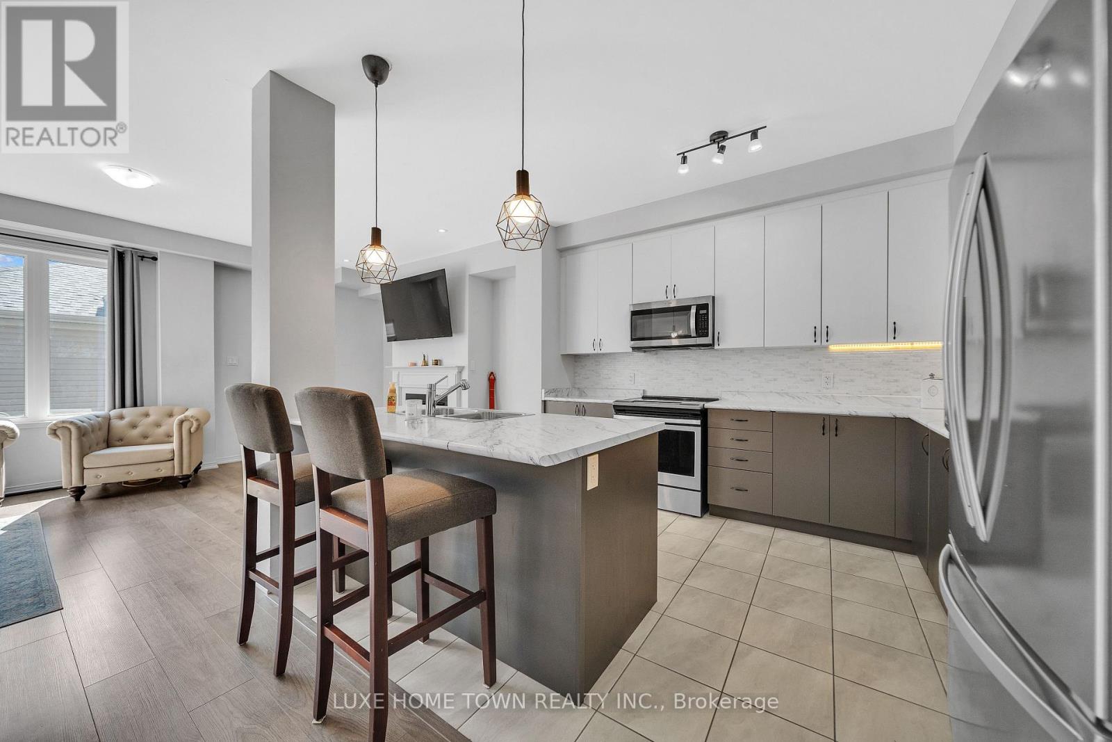 Photo 22 of 2 25 Elliot Avenue E, Centre Wellington ON