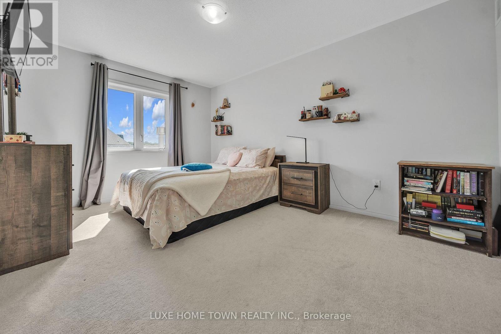 Photo 29 of 2 25 Elliot Avenue E, Centre Wellington ON