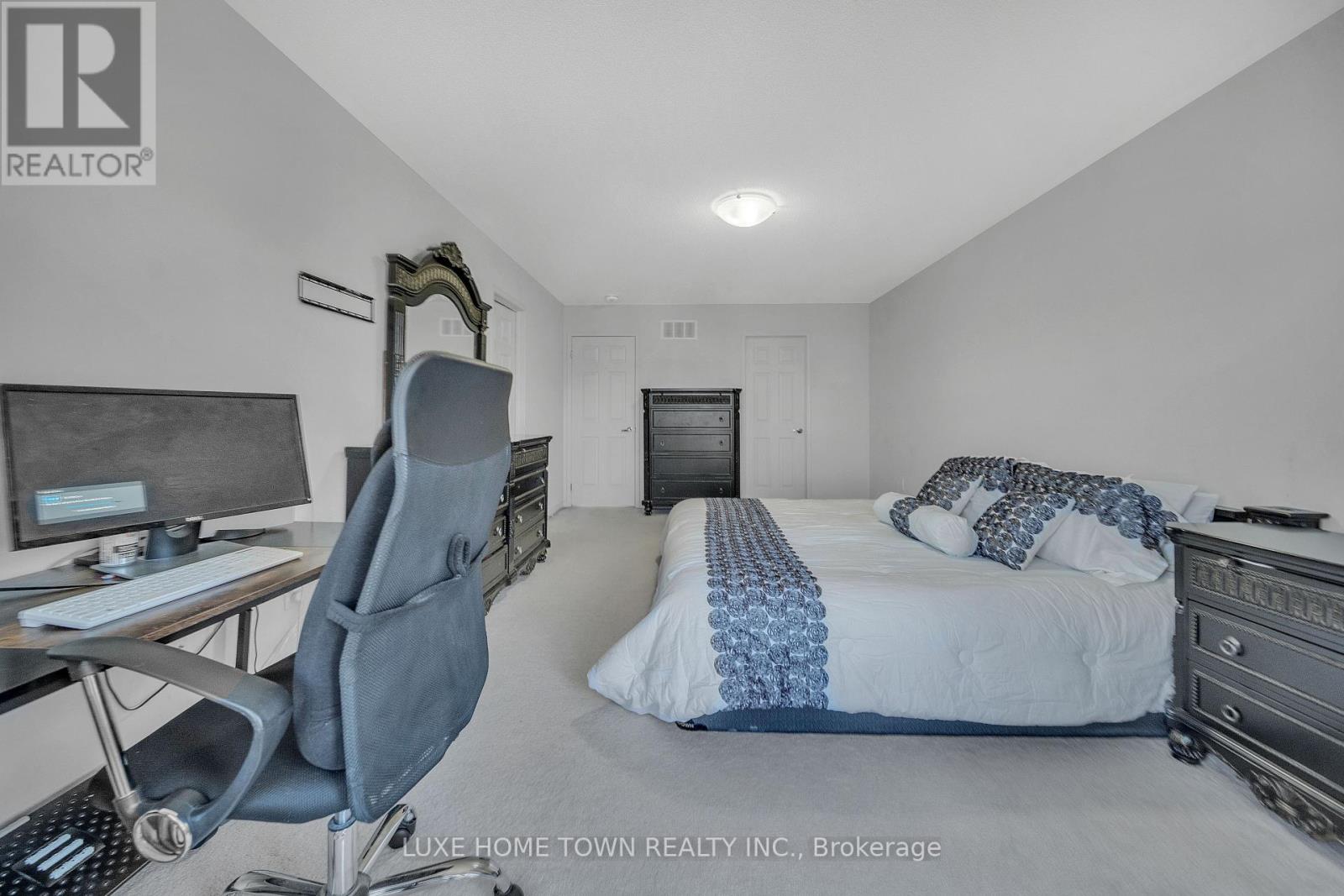 Photo 35 of 2 25 Elliot Avenue E, Centre Wellington ON