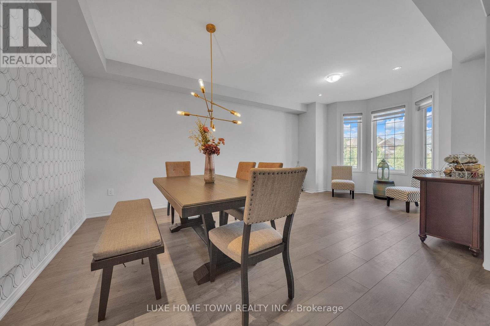 Photo 8 of 2 25 Elliot Avenue E, Centre Wellington ON
