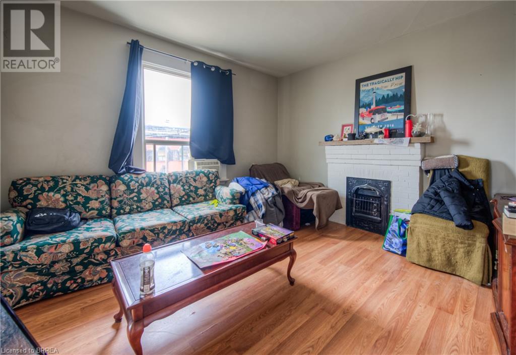 Photo 13 of 183 Market Street, Brantford ON