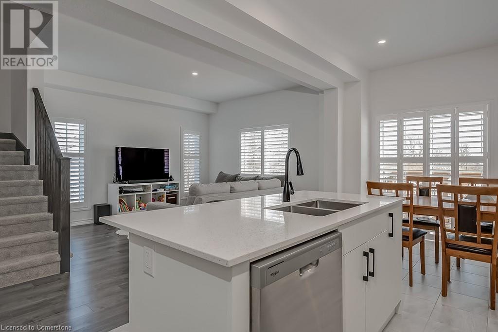 Photo 7 of 44 Mccurdy Avenue, Waterdown ON
