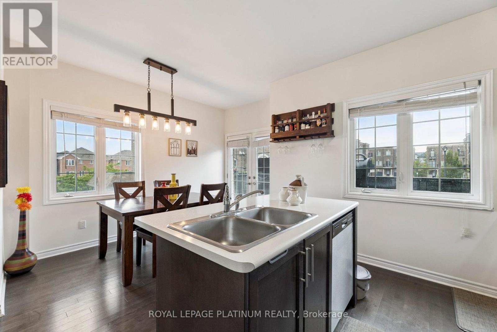 Photo 6 of 98 Ferris Square, Clarington ON