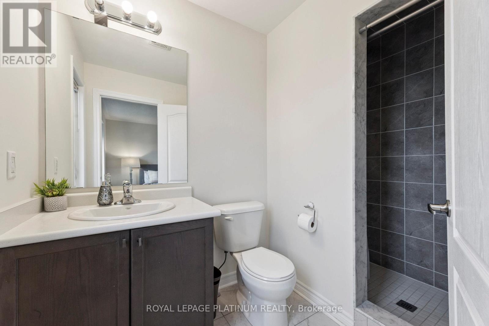Photo 9 of 98 Ferris Square, Clarington ON