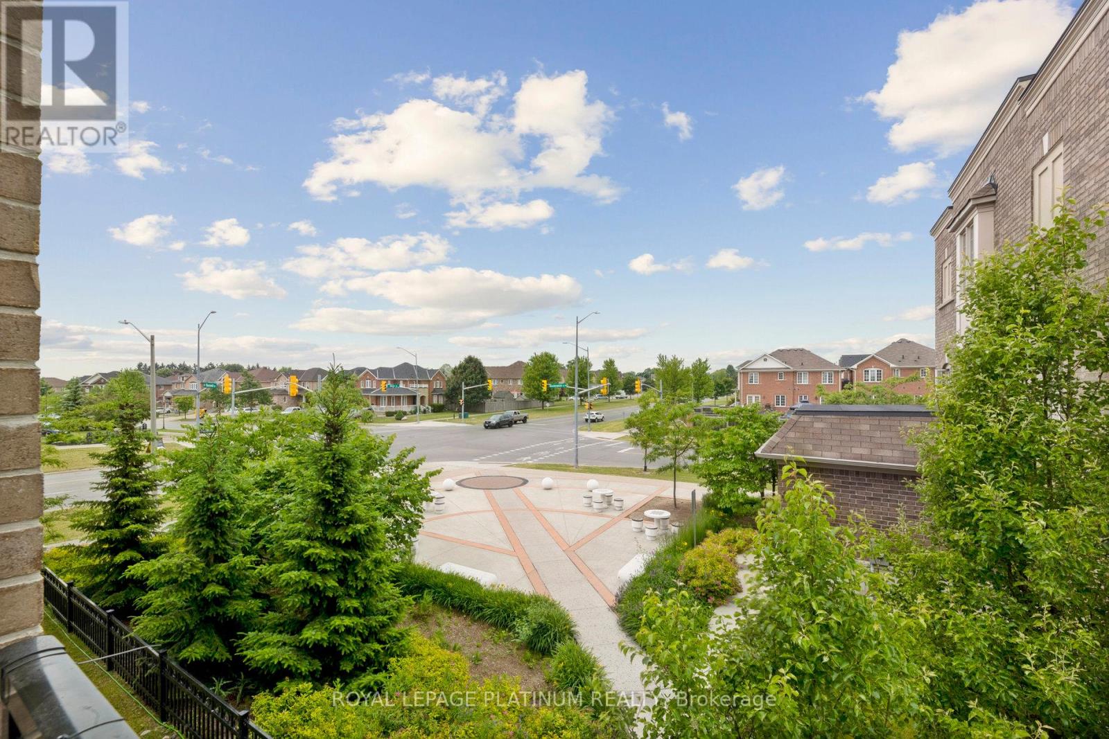Photo 34 of 98 Ferris Square, Clarington ON
