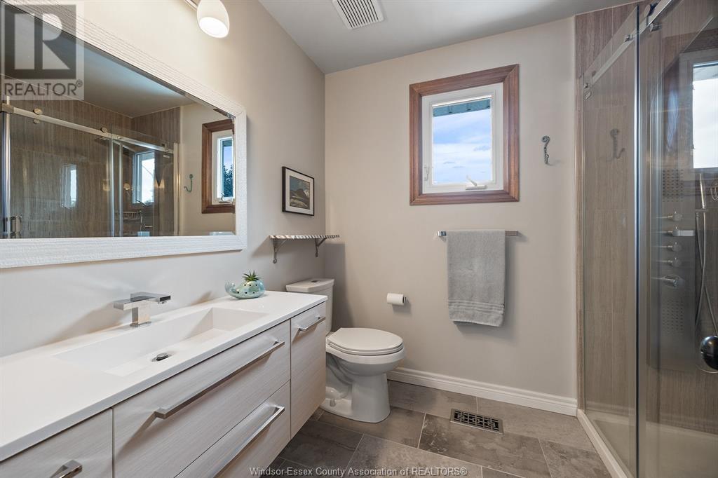 Photo 21 of 595 Brunelle, Tecumseh ON