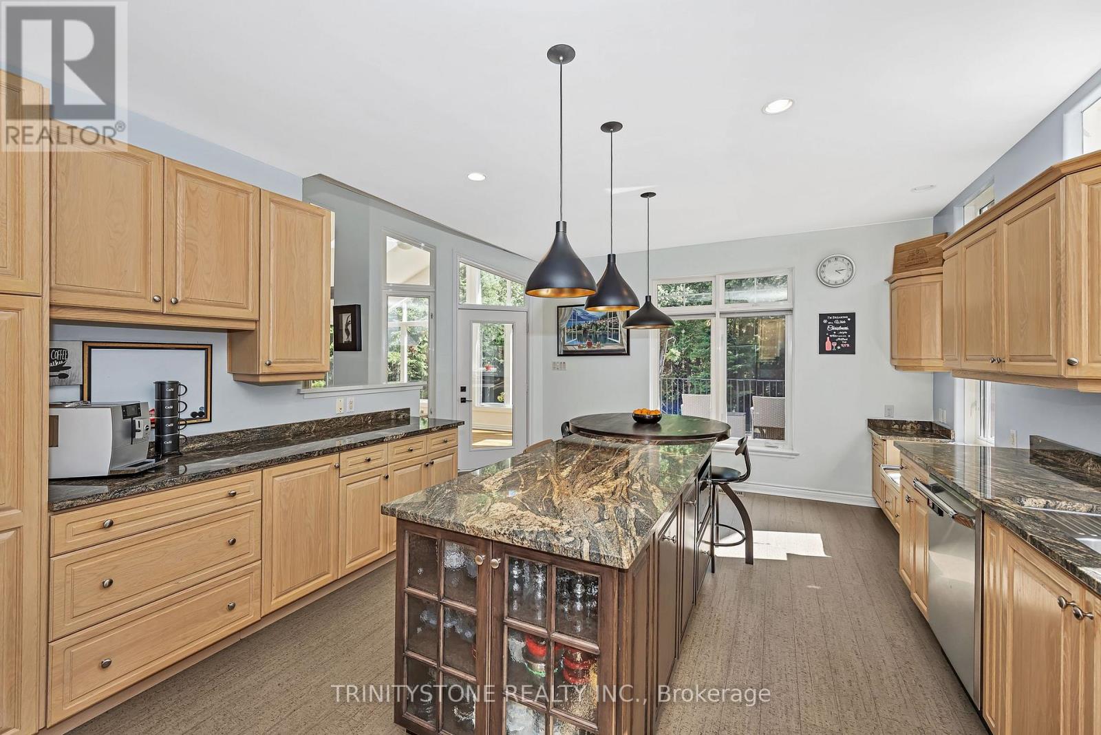 Photo 13 of 36 Sawgrass Circle, Ottawa ON