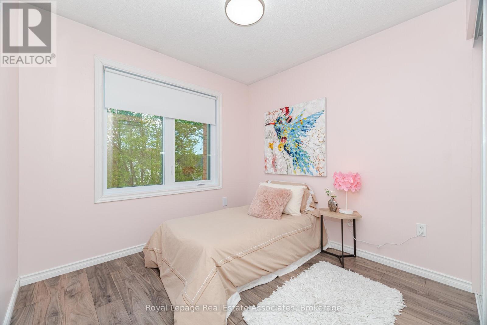 Photo 25 of 932 Burgess Gardens, Milton ON