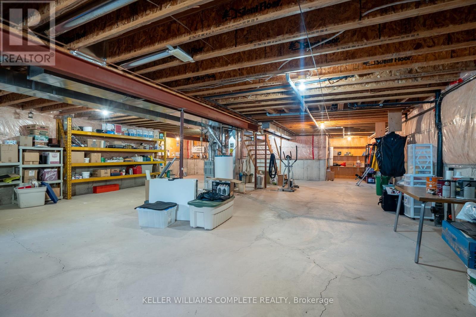 Photo 40 of 24 South Main Street, Thorold ON