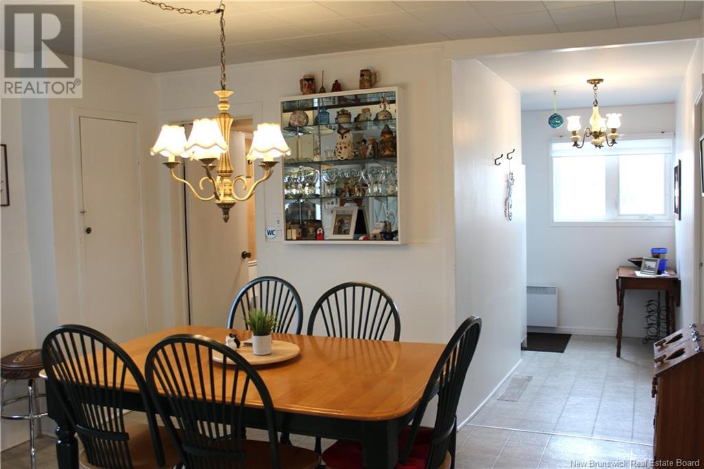 Photo 21 of 1736 Chatillon, Maisonnette NB