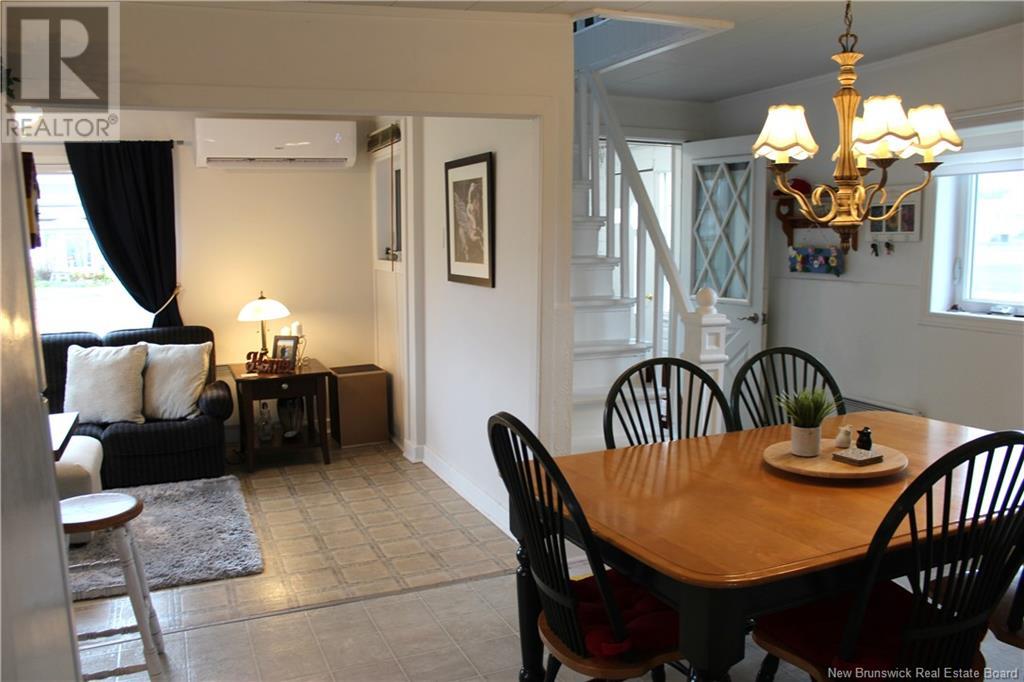 Photo 15 of 1736 Chatillon, Maisonnette NB