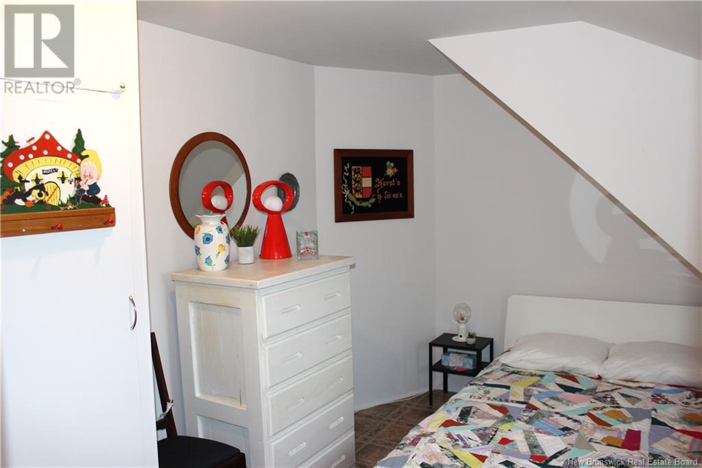 Photo 31 of 1736 Chatillon, Maisonnette NB