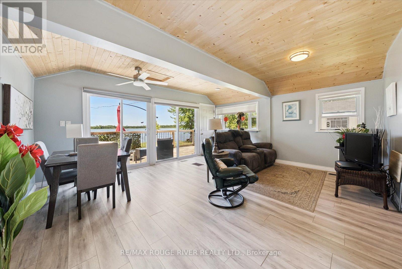 Photo 4 of 3 22 Lake Road, Trent Hills ON