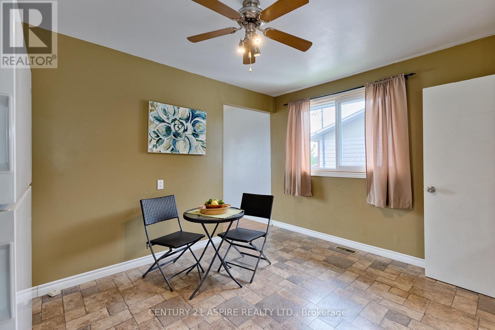Photo 19 of 123 Ellis Avenue, Pembroke ON