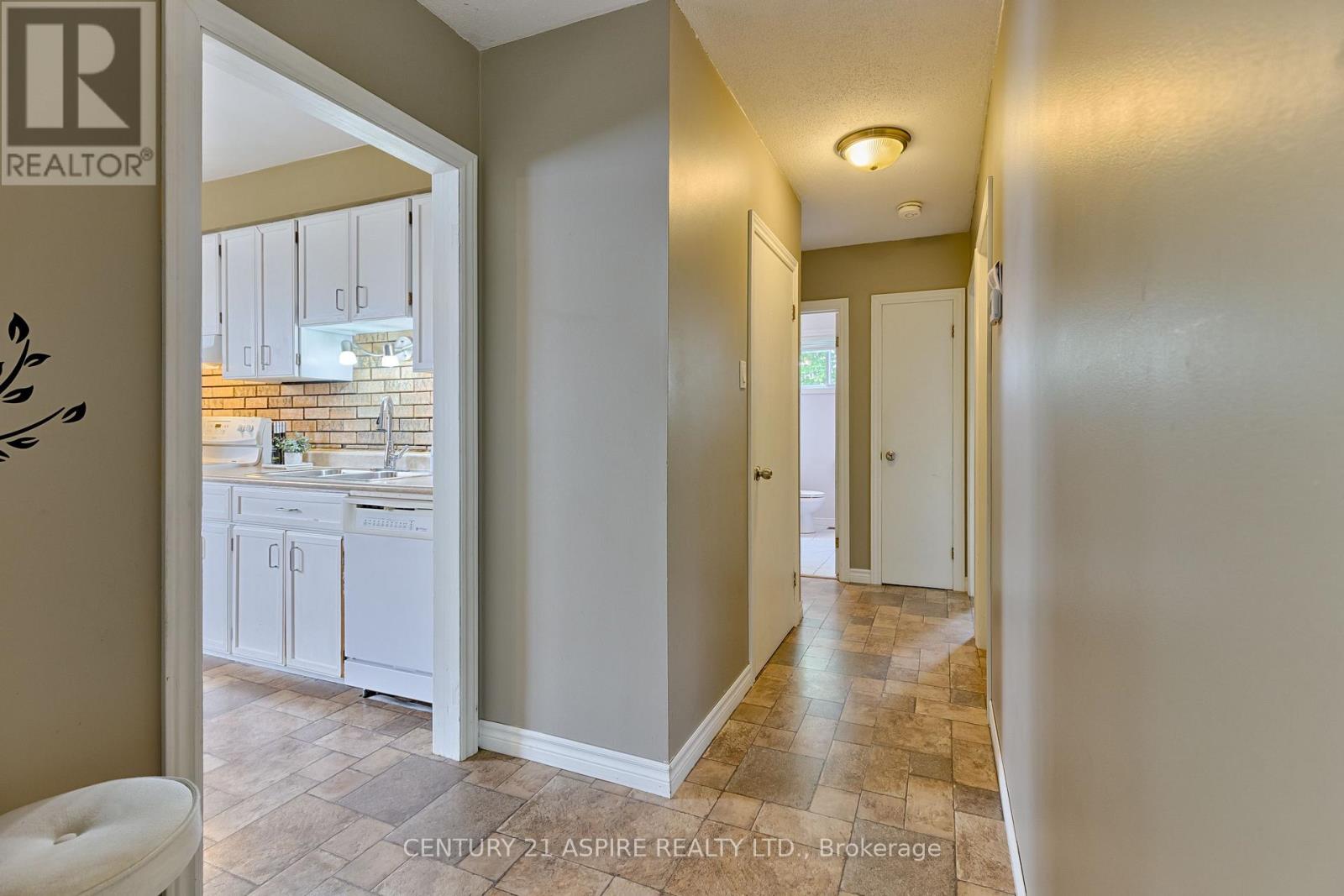 Photo 22 of 123 Ellis Avenue, Pembroke ON