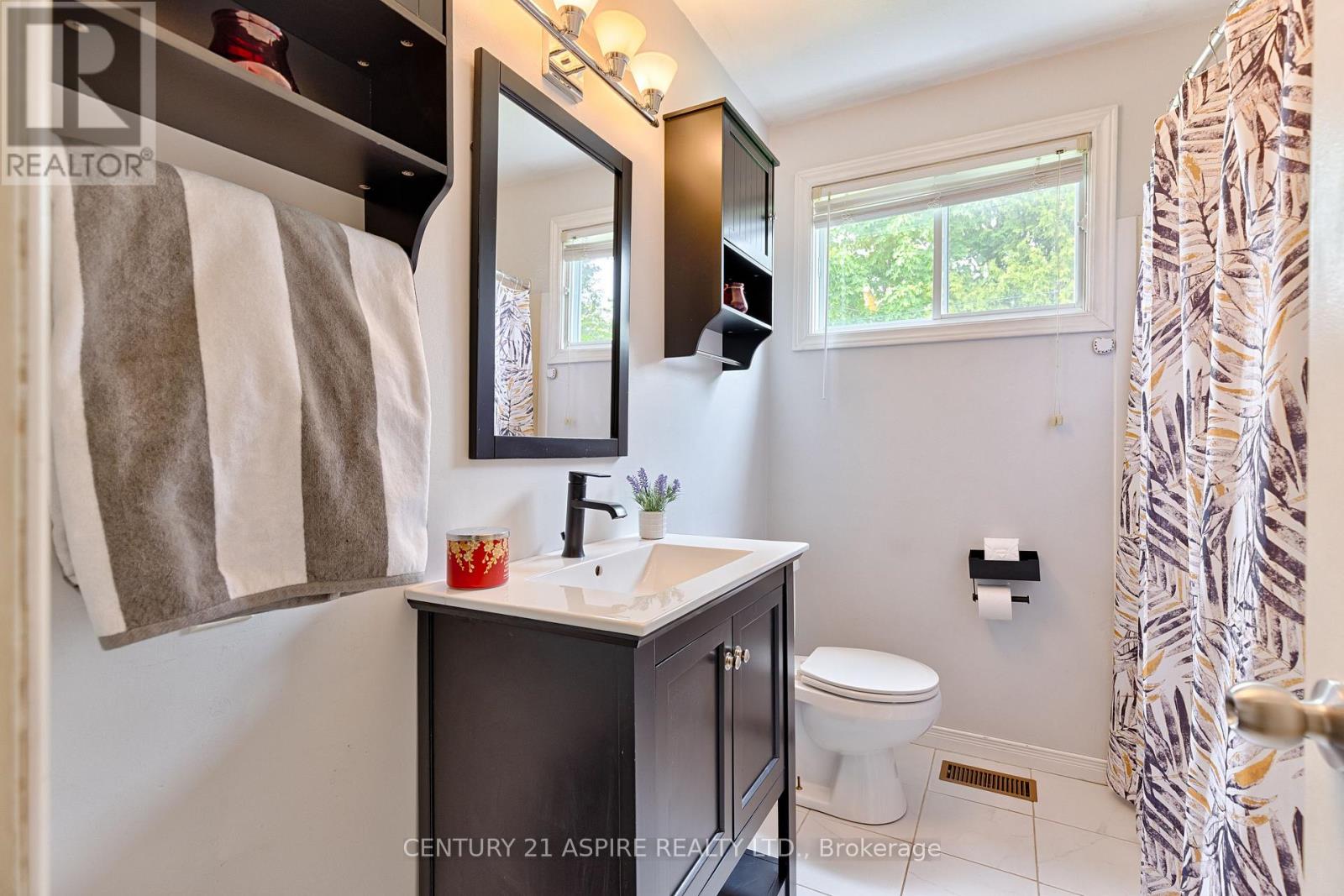 Photo 23 of 123 Ellis Avenue, Pembroke ON