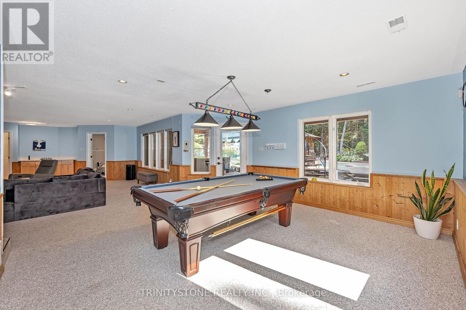 Photo 32 of 36 Sawgrass Circle, Ottawa ON