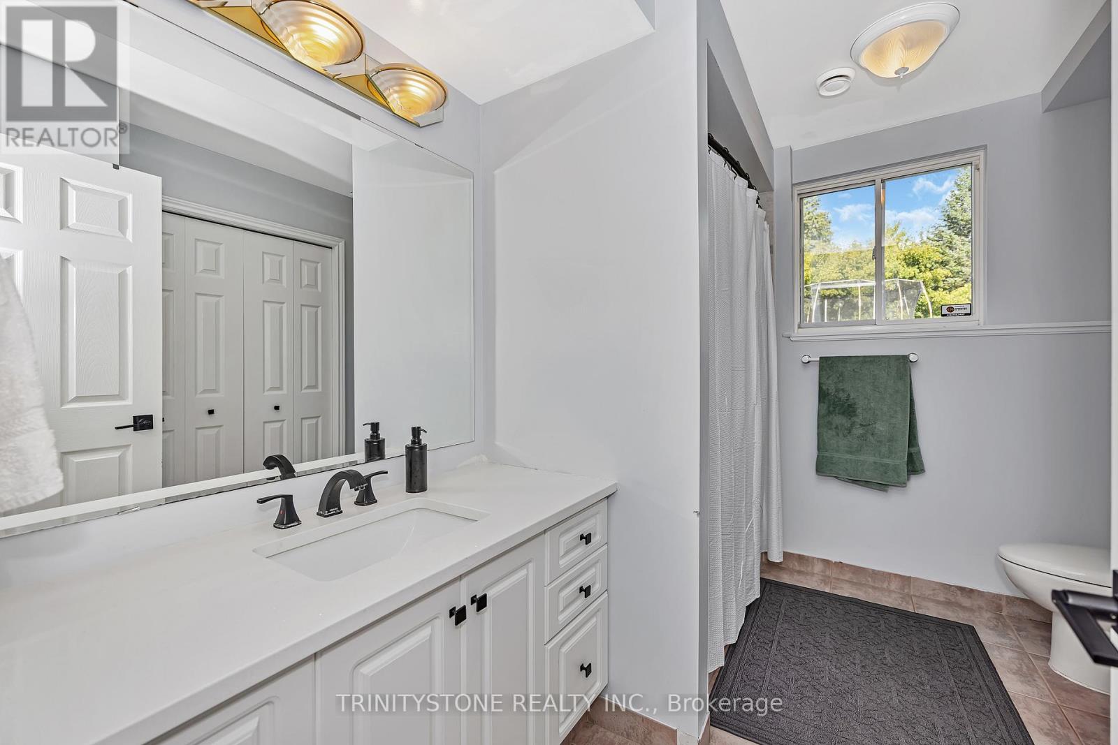 Photo 39 of 36 Sawgrass Circle, Ottawa ON
